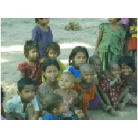 slum kids, Margoa.JPG